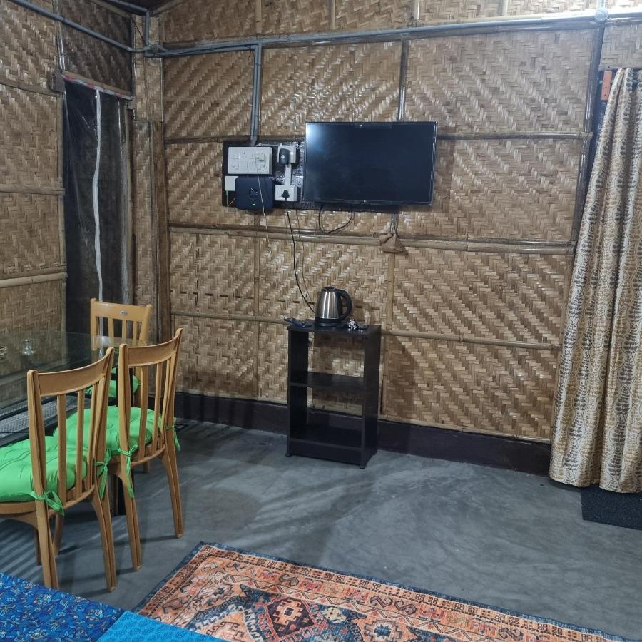 Alohi The Terrace Homestay Tezpur Exteriör bild