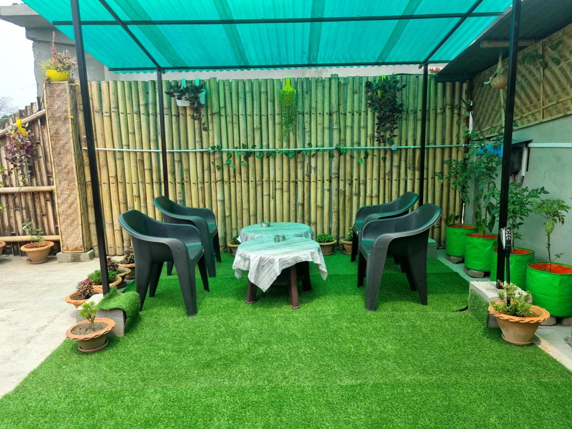 Alohi The Terrace Homestay Tezpur Exteriör bild